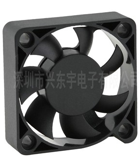 “學(xué)以致用”舞臺(tái)燈光散熱風(fēng)扇基本工作原理！